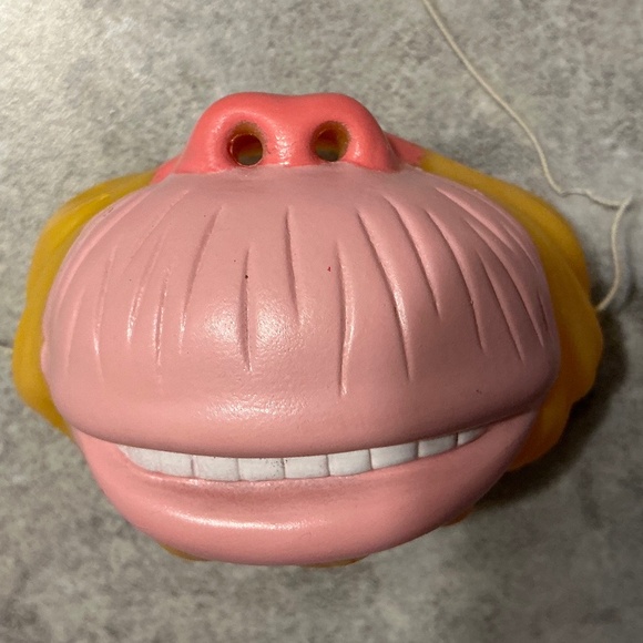 Vintage 1987 McDonald’s Animal Mask Toys Monkey Alligator - Picture 2 of 9